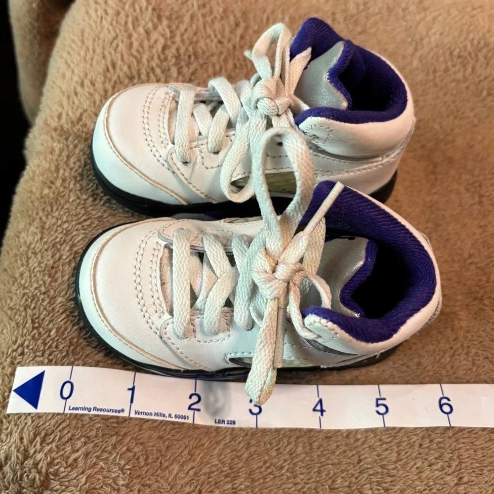 Cute Tiny Jordan 5 Retro Basketball Shoes‎ White Purple Sneakers Toddler Size 5C